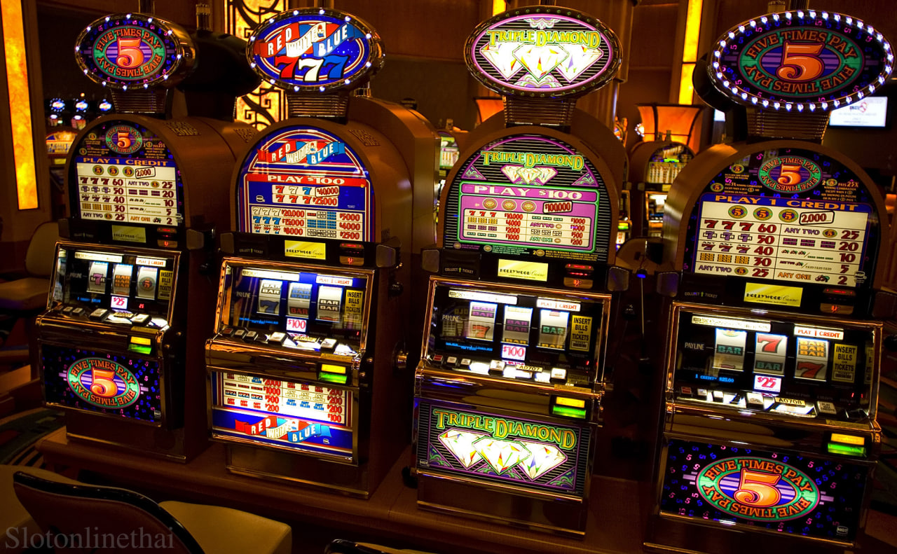สล็อตแมชชีนคลั่งไคล้: สำรวจเกมสล็อตที่ใหม่และฮิตที่สุดจาก KUBET คาสิโน